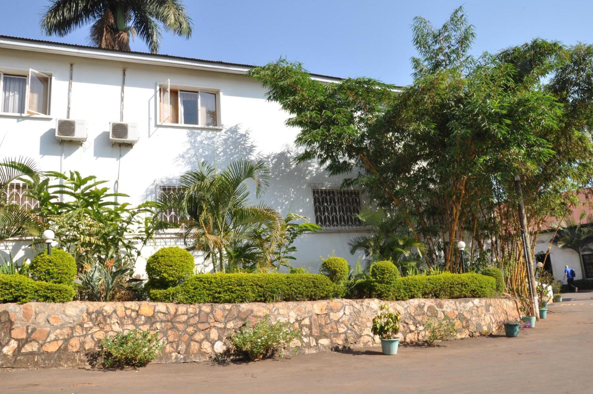 Shangri-La Hotel Uganda Kampala Exterior photo